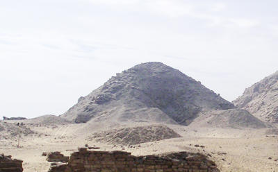 Пирамида Ниусерра в Абусире