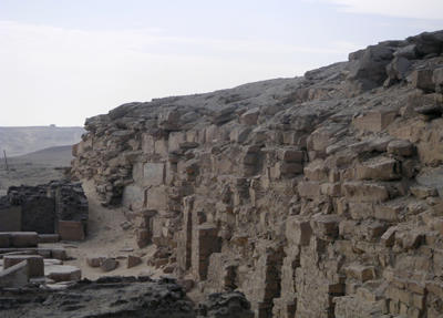 Пирамида Неферефра в Абусире
