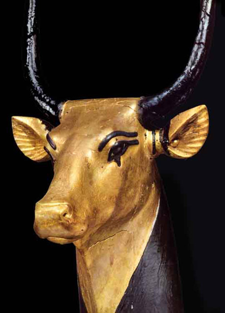 Голова боги Мехурет в образе коровы. Гробница Тутанхамона.