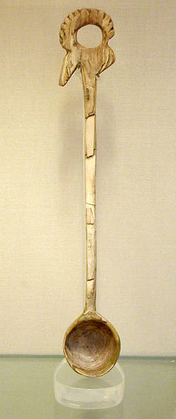 Ложка с длинной ручкой. Британский музей