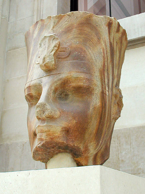 Голова фараона Аменхотепа III. Британский музей