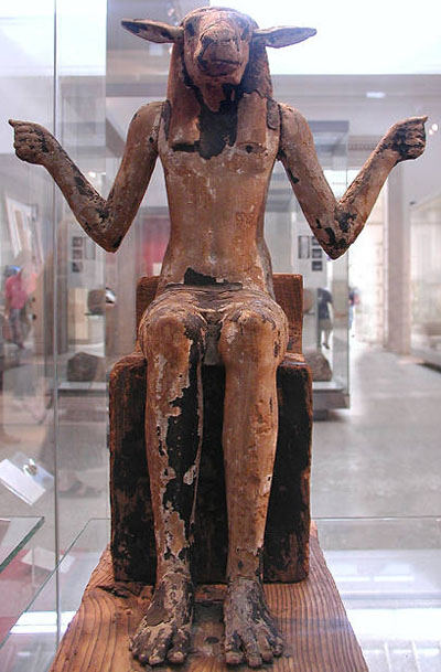Деревянная статуя демона. Британский музей