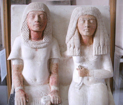Статуя Мерире и его жены Иниуи. Каирский музей.