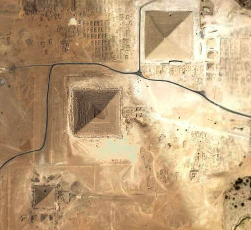 Пирамиды Гизы фото со спутника