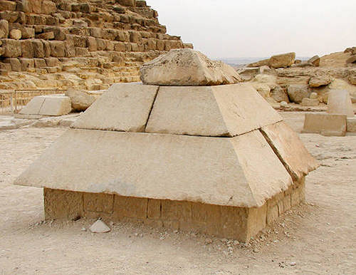 Пирамидион Великой пирамиды.