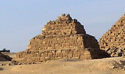Пирамида- спутник G3b. Пирамида Микерина (Менкаура).