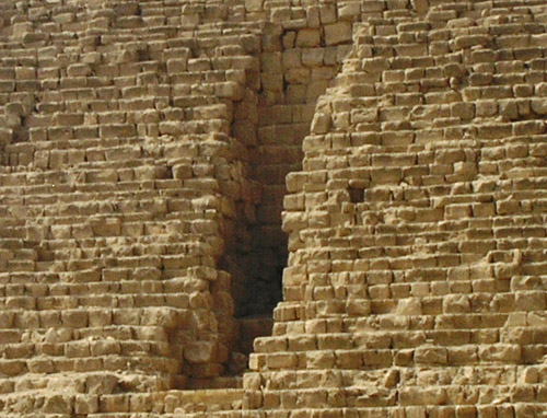 Начало проломного туннеля Вайса. Пирамида Микерина (Менкаура).