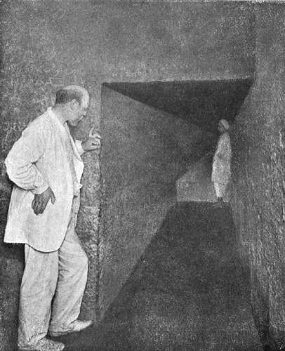 Северная стена Камеры царицы. Пирамида Хеопса в 1909 году.