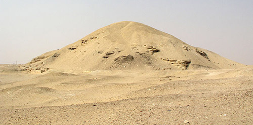 Пирамида Аменемхета I в Лиште