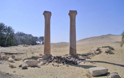 Нижний храм комплекса Униса в долине.