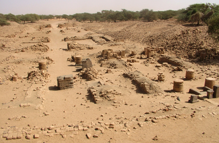 Руины храма Амон - Ра в Мероэ.